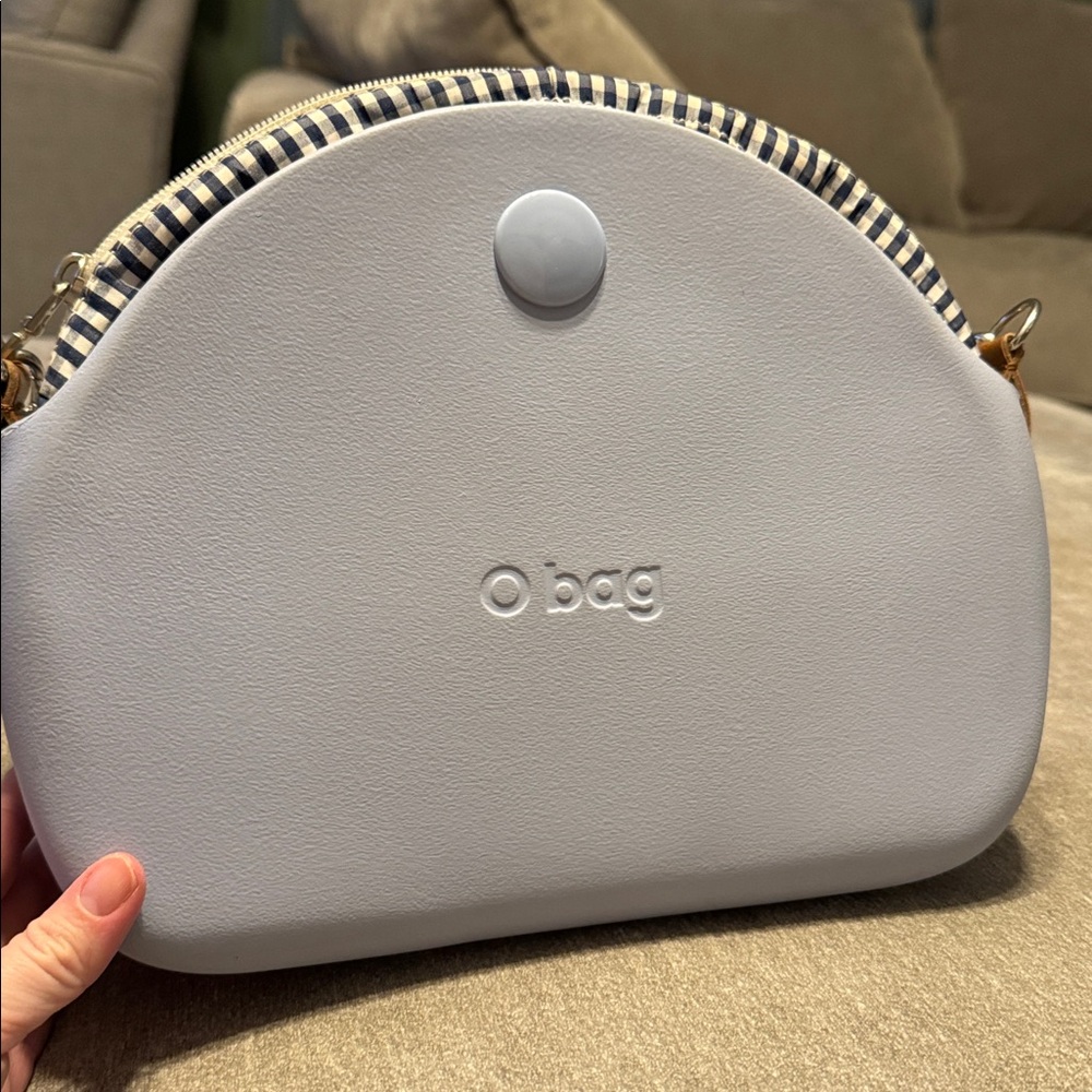 O Bag With Gingham Interior Detailing.